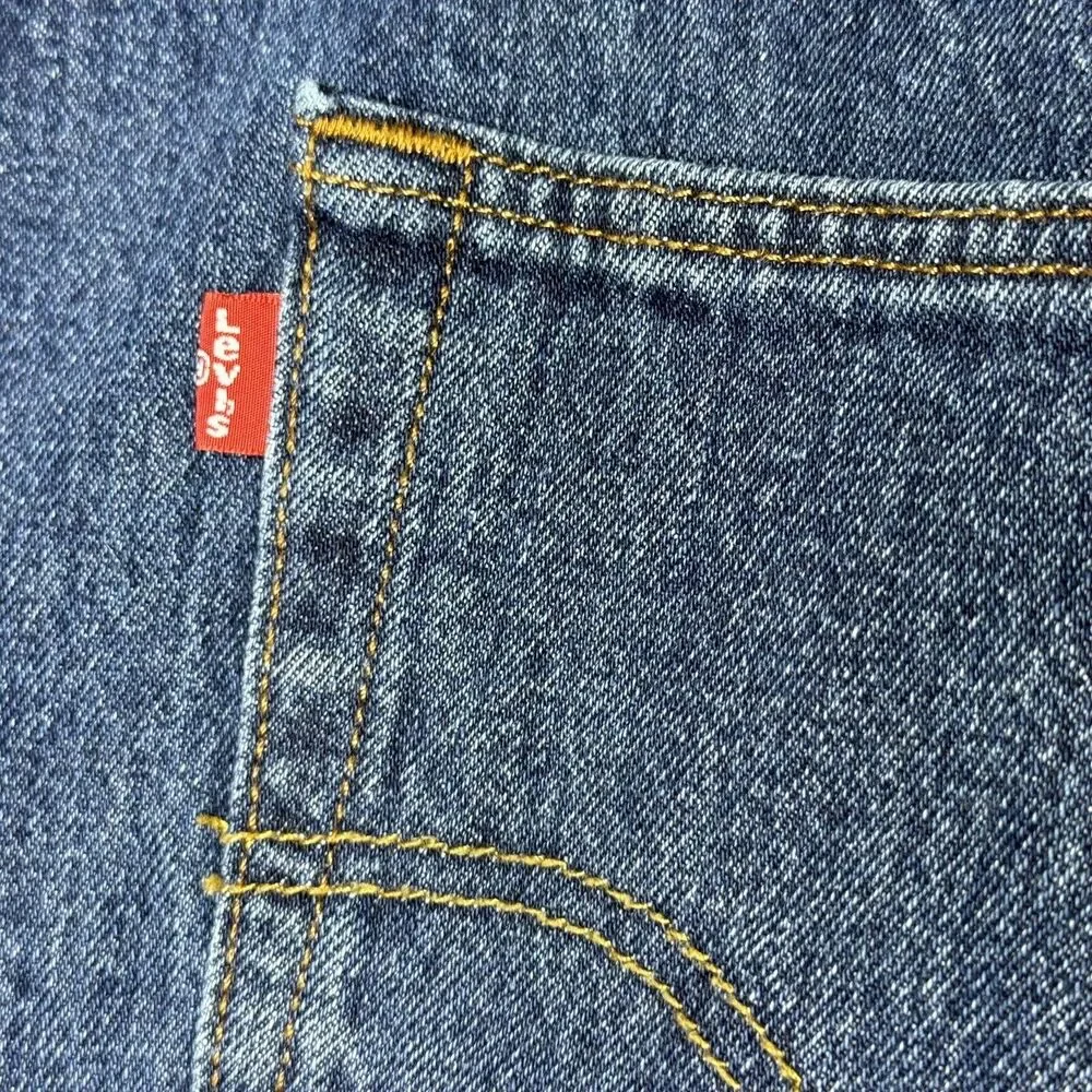 Levi's Levi Strauss Mens 501 Jeans‎ Size 42x32 Button Fly Dark Wash Red Tab